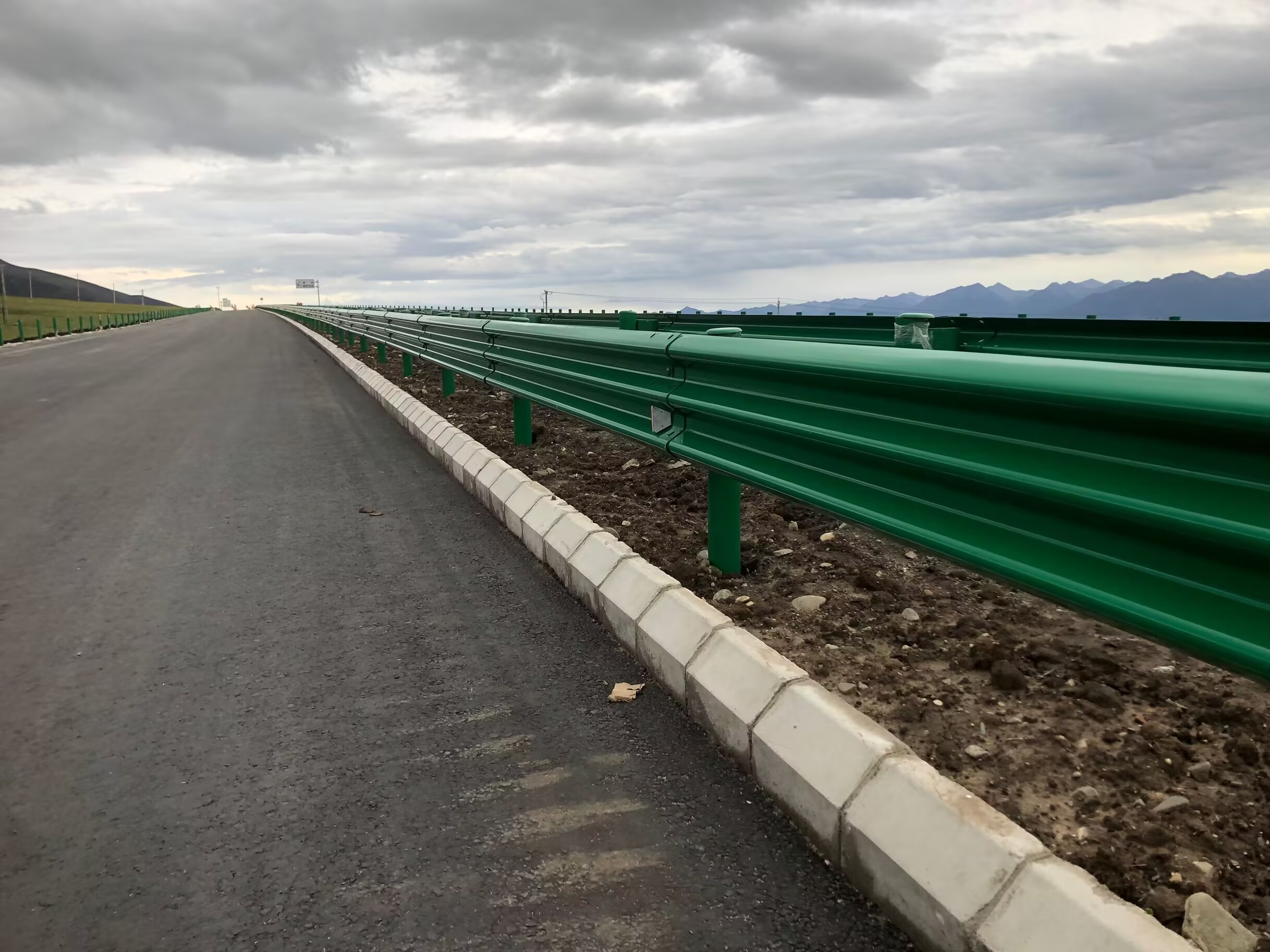 会理县乡村公路波形护栏高速公路波形护栏 - 推荐